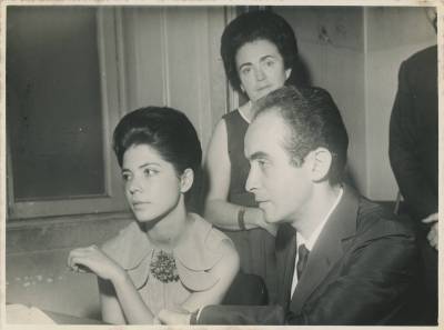 [Vladimir Herzog, Clarice Herzog e Zora Herzog no cartório]