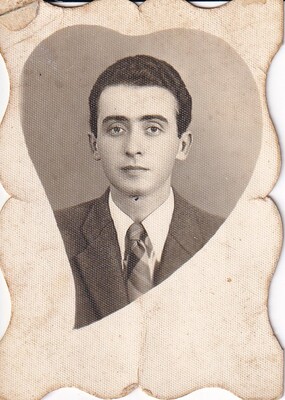 [Retrato de Vladimir Herzog em moldura de Coração]